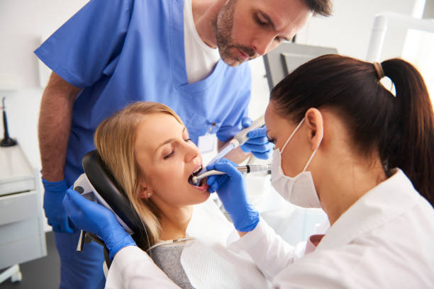 Best Tooth Extraction  in Lakeside, FL
